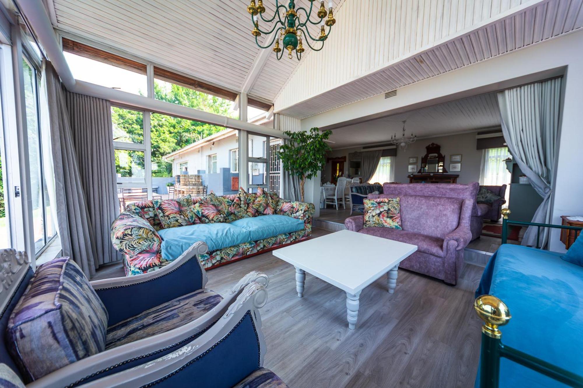 Graceland Self-Catering Cottages Уинтъртън Екстериор снимка