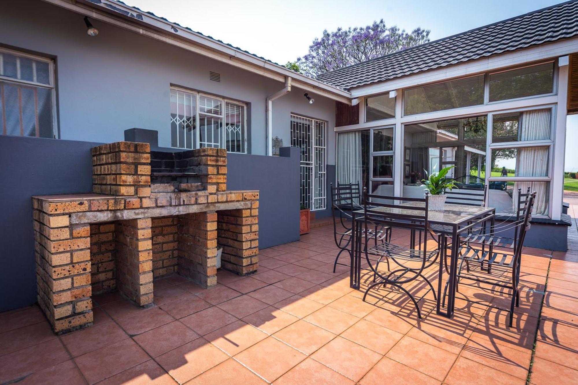 Graceland Self-Catering Cottages Уинтъртън Екстериор снимка