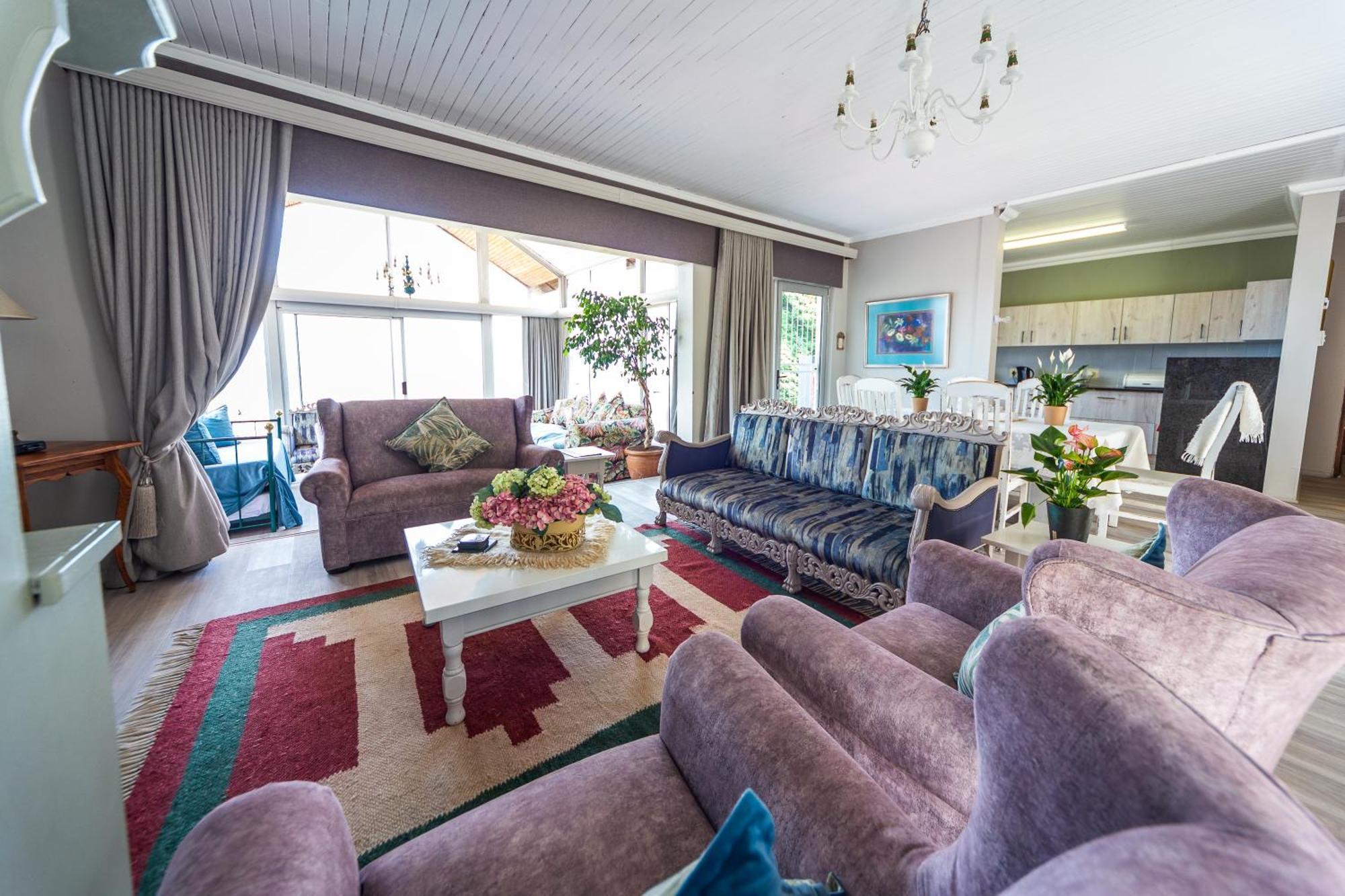 Graceland Self-Catering Cottages Уинтъртън Екстериор снимка