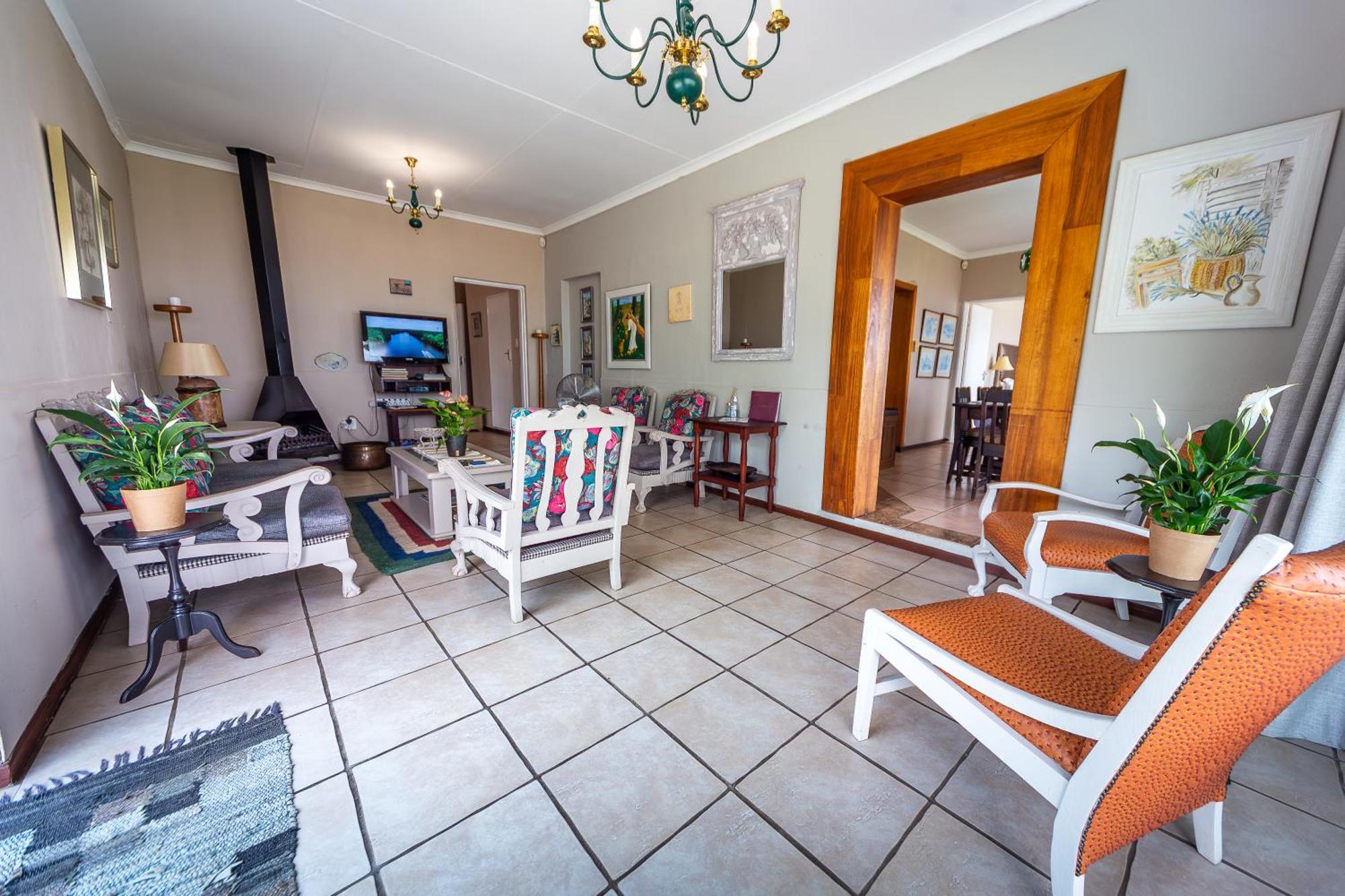 Graceland Self-Catering Cottages Уинтъртън Екстериор снимка